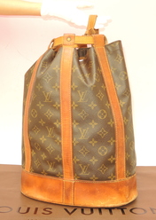 ルイヴィトン ランドネPM M42243 モノグラム ショルダーバッグ@AS0996