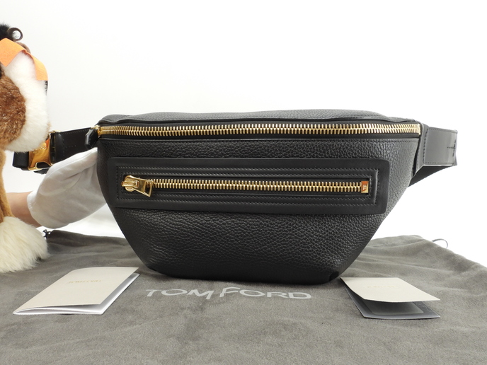 新品同様　未使用　トムフォード　ボディバッグ　ウエストバッグ　オールレザー TOM FORD トムフォード レザー ボディバッグ メンズ バッグ 鞄