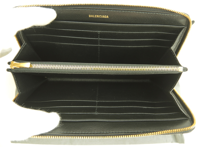 【美品】BALENCIAGA ジッピーウォレット コンチネンタル ブラック ホワイト の ウィメンズ 日本限定 - Credit コンチネンタル