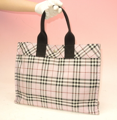 バーバリー ハンドバッグ ナイロン 薄ピンク/黒 バーバリーチェック柄@