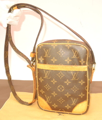 ルイヴィトン ダヌーブ M45266 モノグラム ポシェットバッグ@SL0949